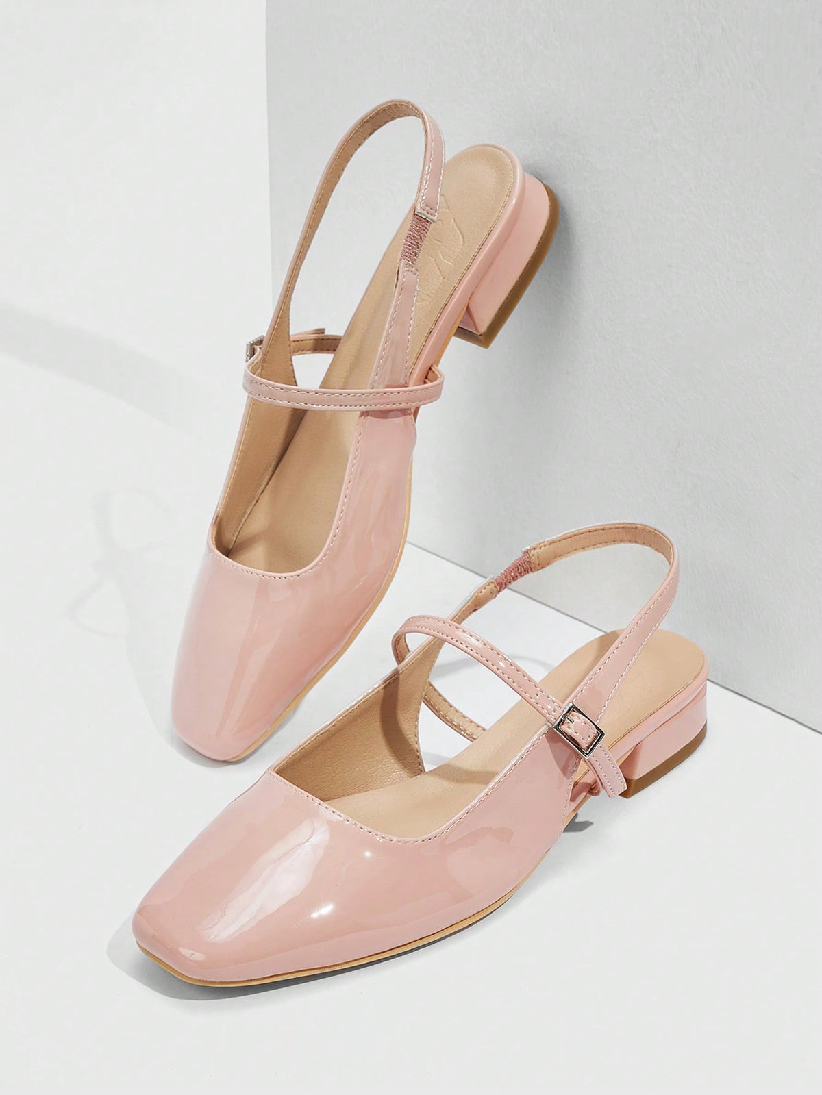 Sandália Slingback Feminina