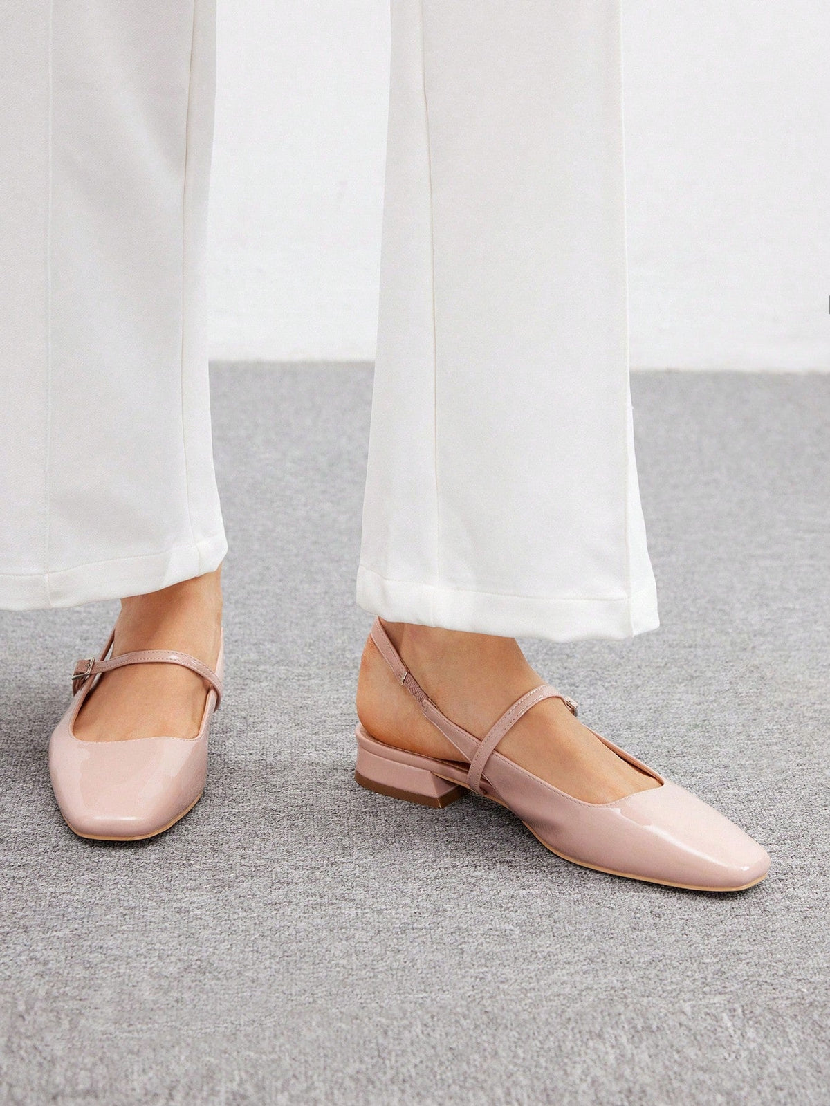 Sandália Slingback Feminina