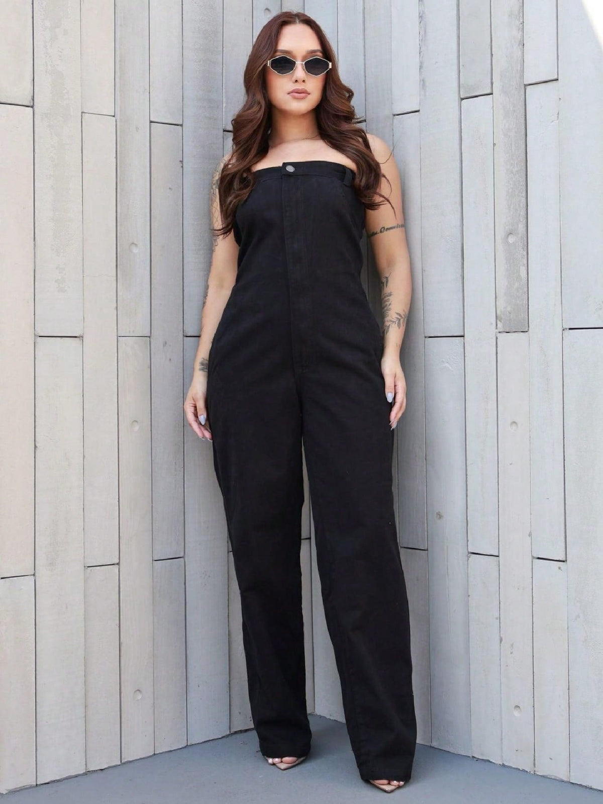 Macacão Ombro à Mostra