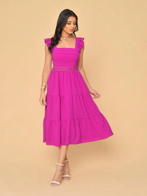 Vestido Midi Duna Lisa com Babado nas Mangas e Renda na Cintura