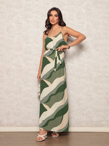 Vestido Suspensório Maxi Marrom com Estampa Geométrica